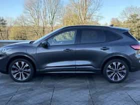 Ford Kuga (2022) thumbnail 27