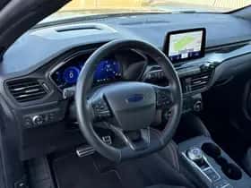 Ford Kuga (2022) thumbnail 9