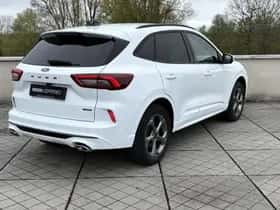 Ford Kuga (2024) thumbnail 2