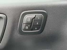 Ford Kuga (2024) thumbnail 21