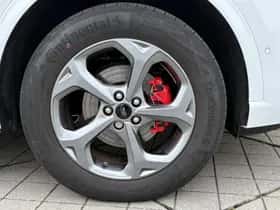 Ford Kuga (2024) thumbnail 5