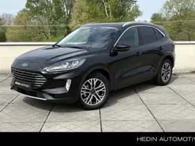 Ford Kuga (2022) thumbnail 1