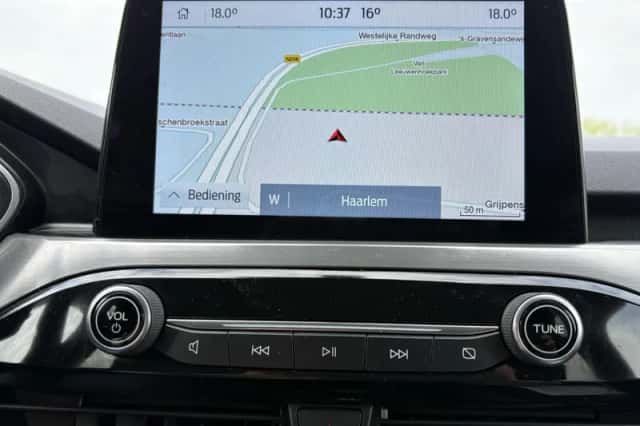 Ford Kuga (2022) thumbnail 11