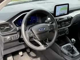 Ford Kuga (2022) thumbnail 9