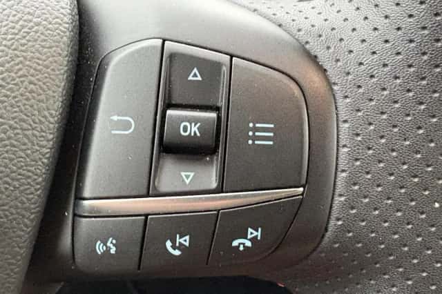 Ford Focus (2023) thumbnail 15