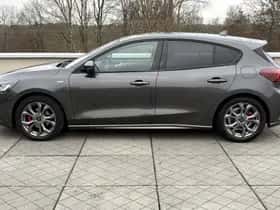 Ford Focus (2023) thumbnail 6