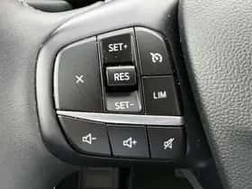 Ford Kuga (2023) thumbnail 15