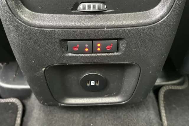 Ford Kuga (2023) thumbnail 23