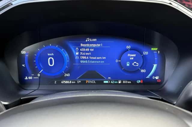 Ford Kuga (2020) thumbnail 14