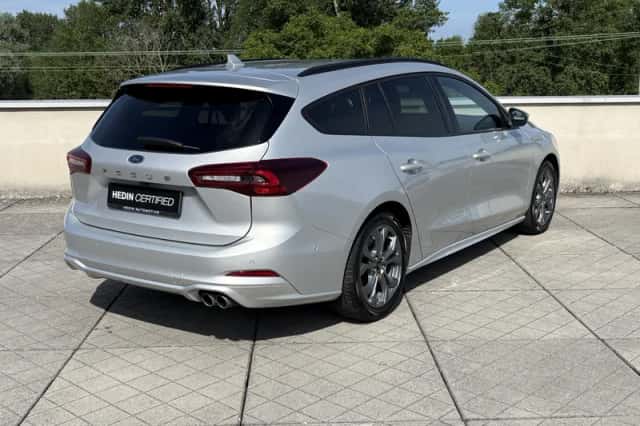 Ford Focus (2025) thumbnail 2