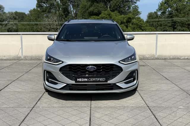Ford Focus (2025) thumbnail 6