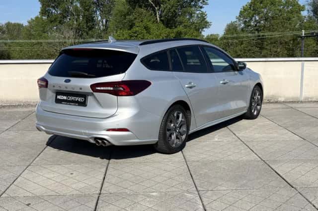 Ford Focus (2025) thumbnail 2