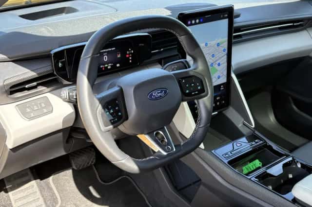 Ford Capri (2024) thumbnail 10