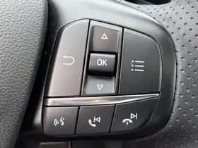 Ford Kuga (2022) thumbnail 17