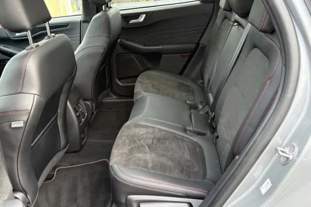 Ford Kuga (2022) thumbnail 21