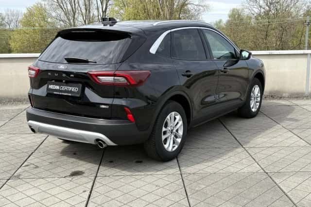 Ford Kuga (2024) thumbnail 2