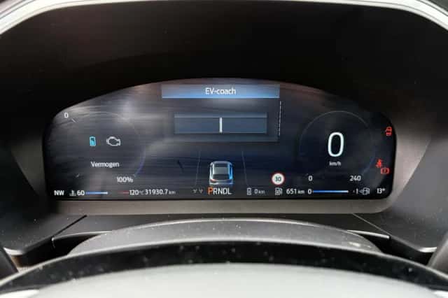 Ford Kuga (2024) thumbnail 13