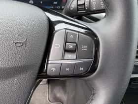 Ford Kuga (2024) thumbnail 15