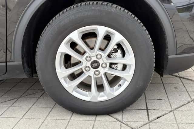 Ford Kuga (2024) thumbnail 5