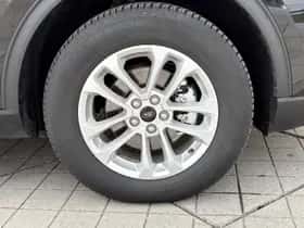 Ford Kuga (2024) thumbnail 5