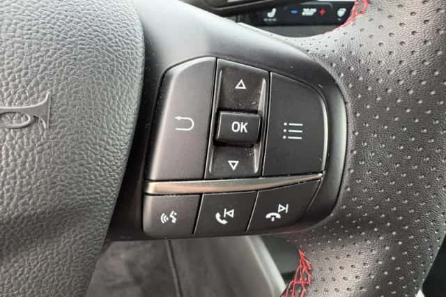 Ford Focus (2024) thumbnail 16