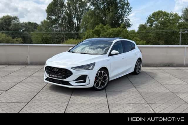 Ford Focus (2023) thumbnail 1