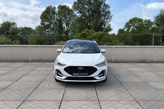 Ford Focus (2023) thumbnail 6