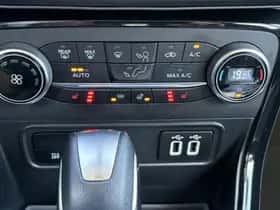 Ford EcoSport (2019) thumbnail 12