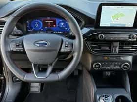Ford Kuga (2022) thumbnail 3