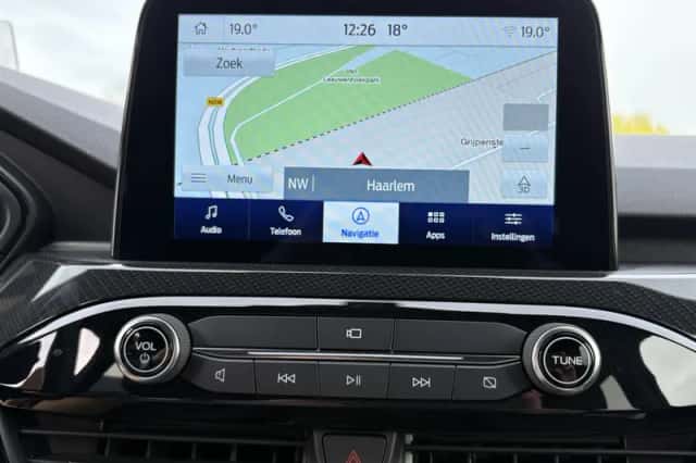 Ford Kuga (2022) thumbnail 12