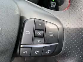 Ford Kuga (2022) thumbnail 17