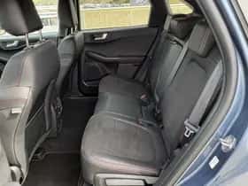 Ford Kuga (2022) thumbnail 21