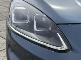 Ford Kuga (2022) thumbnail 23