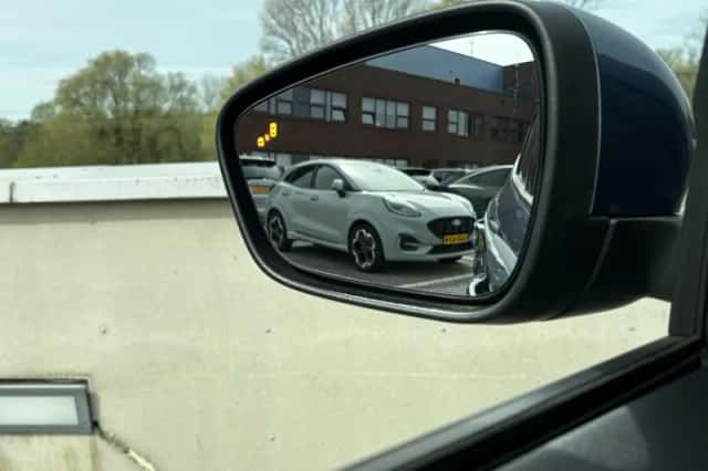 Ford Kuga (2022) thumbnail 24