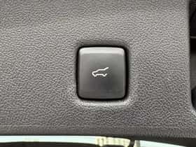 Ford Kuga (2022) thumbnail 25