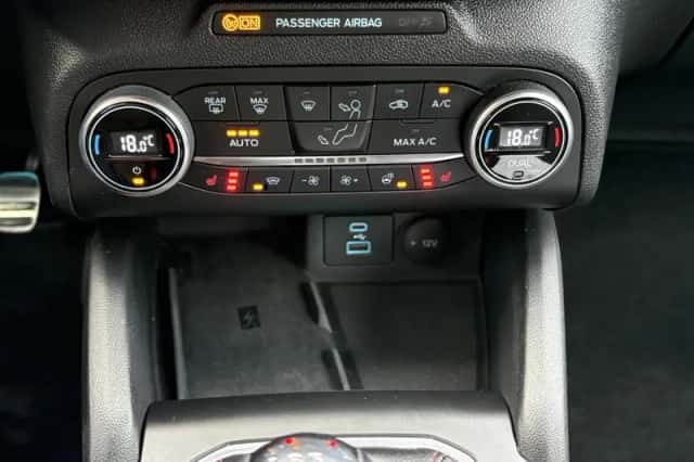 Ford Focus (2023) thumbnail 11