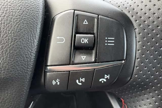 Ford Focus (2023) thumbnail 15