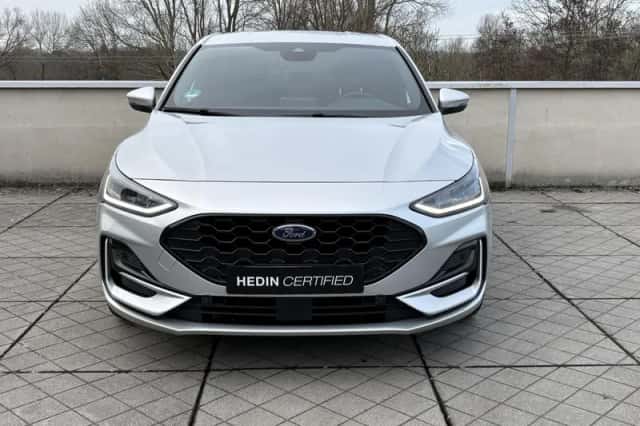 Ford Focus (2023) thumbnail 6