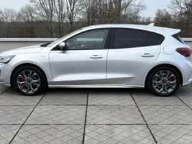 Ford Focus (2023) thumbnail 7