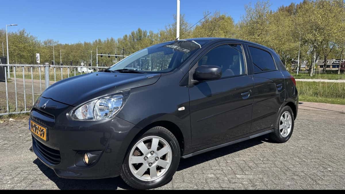 Mitsubishi Space Star (2014) — foto 1