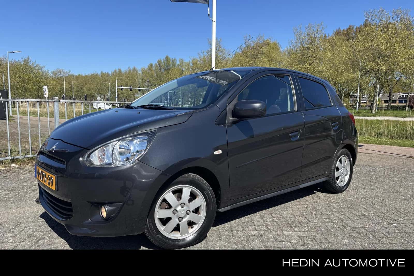 Mitsubishi Space Star (2014) — foto 1