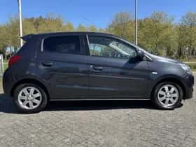 Mitsubishi Space Star (2014) thumbnail 9