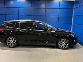 Ford Focus (2019) thumbnail 2