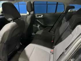 Ford Focus (2019) thumbnail 6