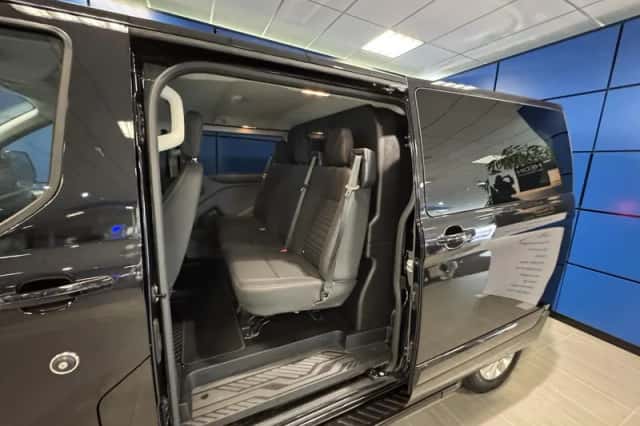 Ford Transit Custom (2023) thumbnail 8