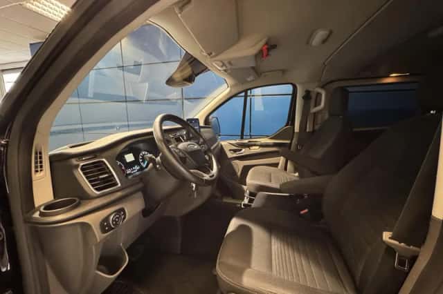 Ford Transit Custom (2023) thumbnail 9