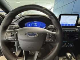 Ford Focus (2021) thumbnail 4