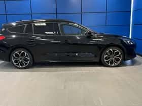 Ford Focus (2021) thumbnail 6