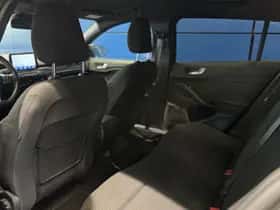 Ford Focus (2021) thumbnail 8