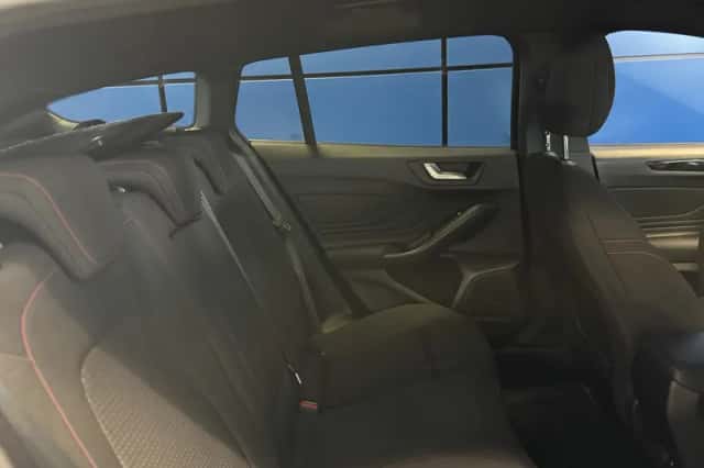 Ford Focus (2021) thumbnail 10